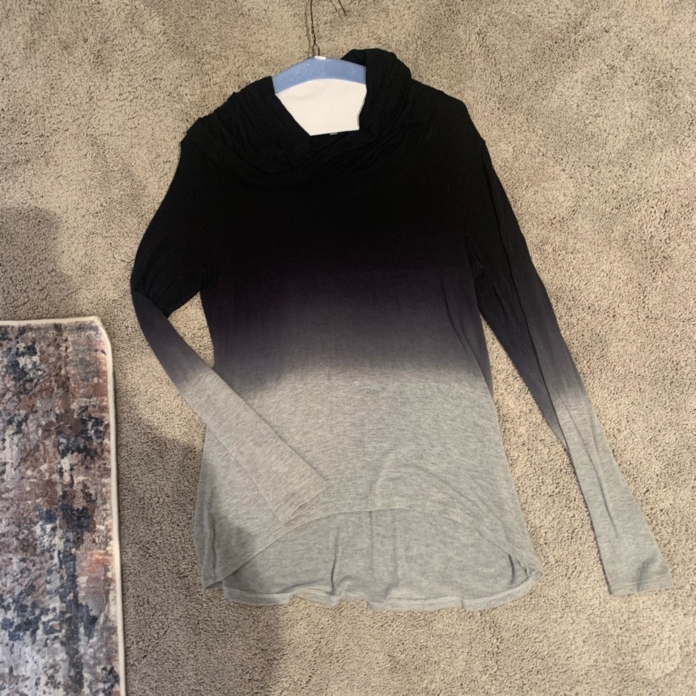 Red haute ombré sweater, super soft, size small
